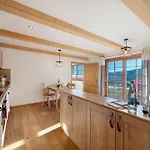 Holzfaeller *